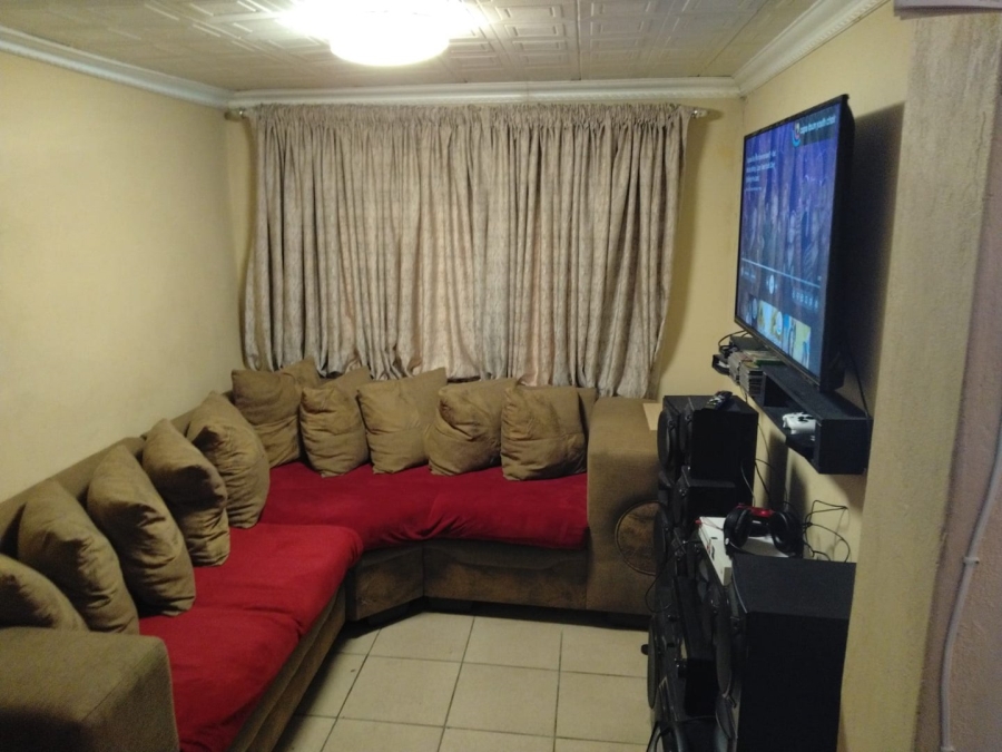 3 Bedroom Property for Sale in Eersterivier South Western Cape